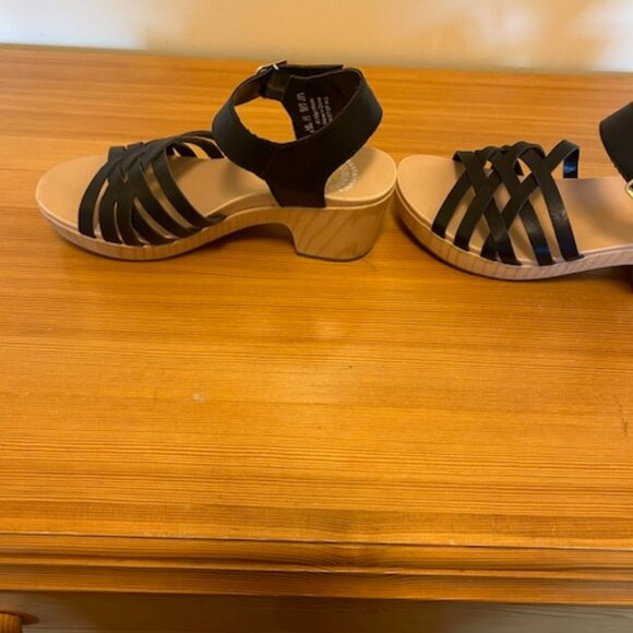 Dr. Scholl's Wedge Heel Strappy Sandals Black - Picture 3 of 5